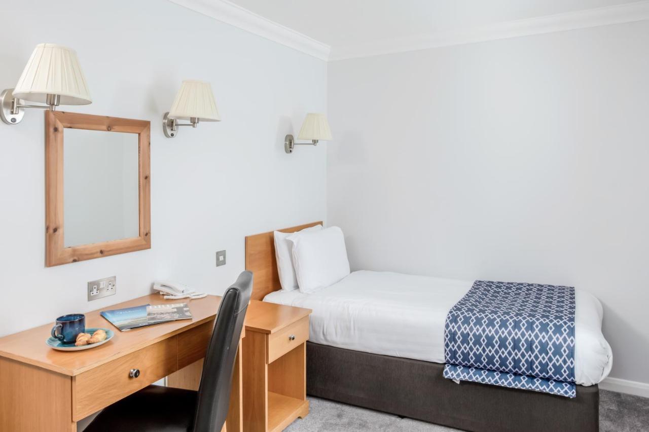 The Kilbirnie Hotel New Quay Eksteriør billede