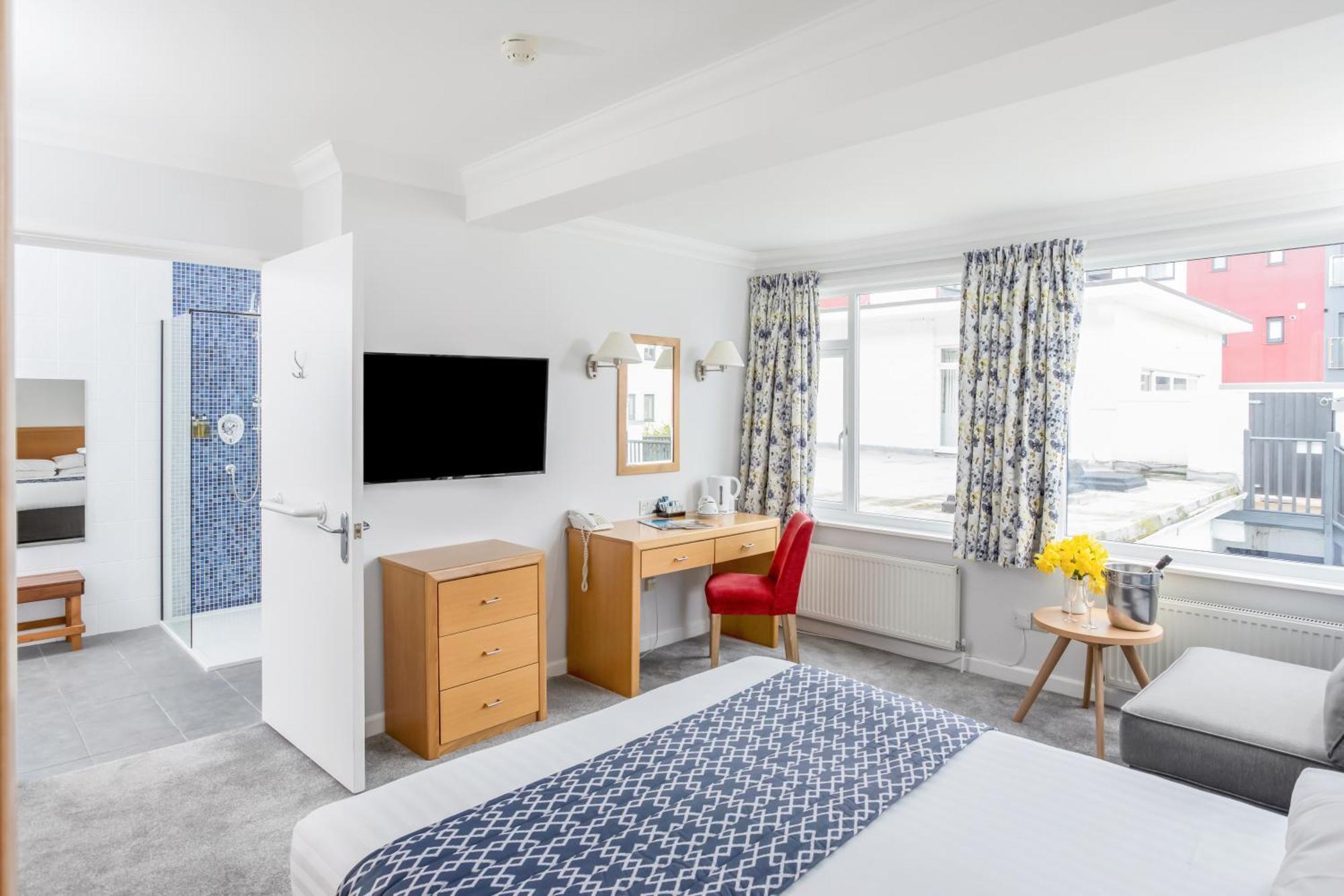 The Kilbirnie Hotel New Quay Eksteriør billede